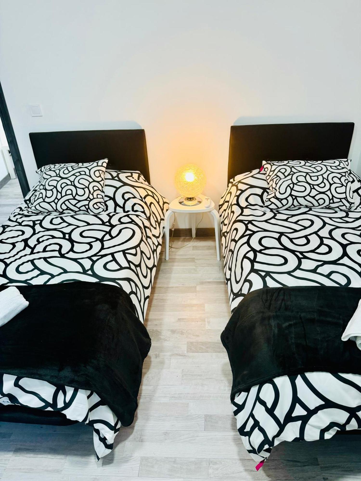 Duplex Th Sanse Norte San Sebastián de los Reyes Eksteriør bilde